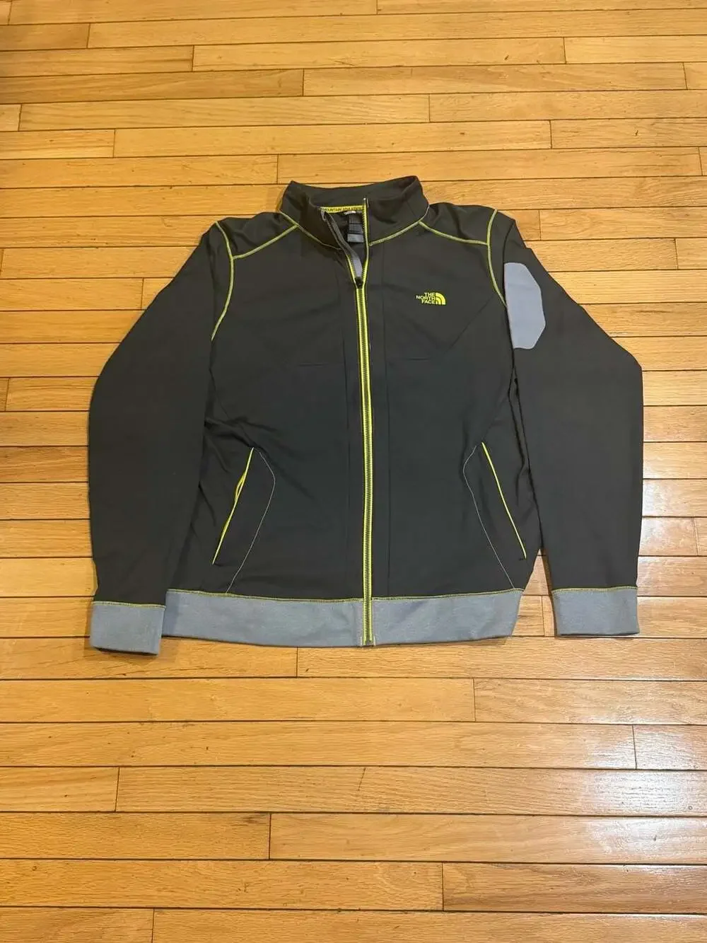 The North Face Mountain Athletics Full Zip Softshell Jacket